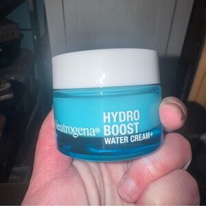 Hydro boost water cream
